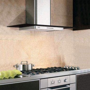 FRANKE Вытяжка настенная GLASS LINEAR FGL 9015 BK/XS нержавейка/черное стекло (110.0152.541)
