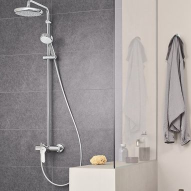 GROHE Душевая система однорычажная настенная TEMPESTA Cosmopolitan System 210 (26224001)