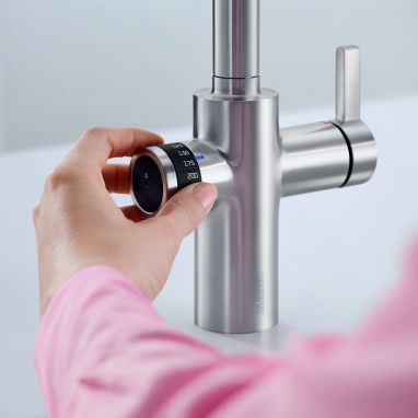 BLANCO Смеситель для кухни однорычажный с выдвижным изливом EVOL-S Volume UltraResist нерж рычаг справа (525211)