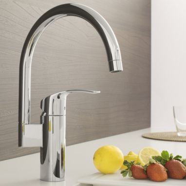 GROHE Смеситель для кухни однорычажный Eurosmart (33202002)