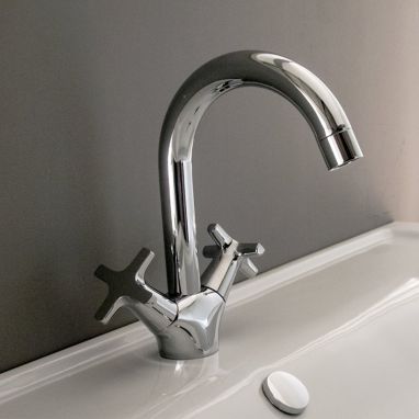 HANSGROHE Смеситель для умывальника двухвентильный Logis Classic (71271000)